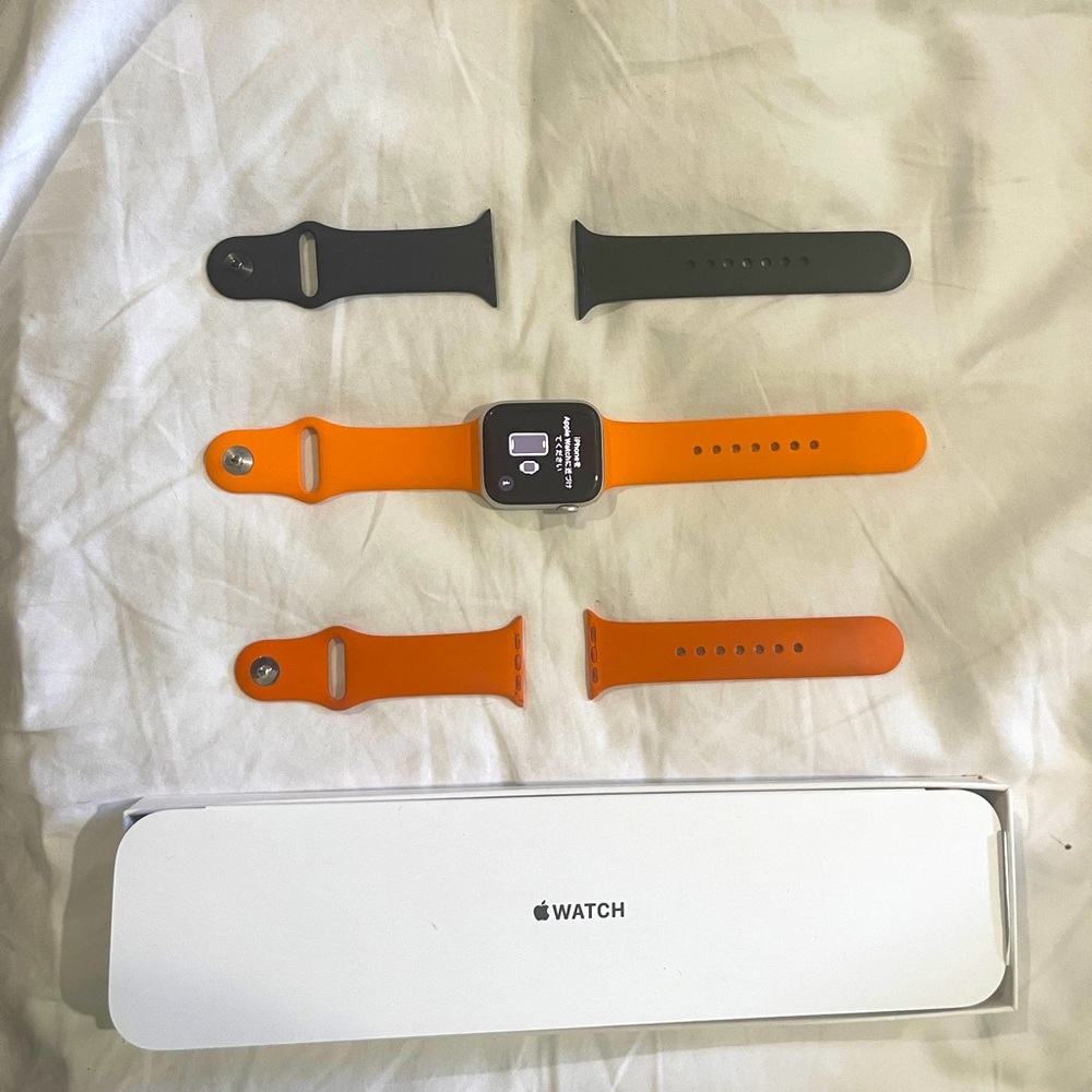 Apple Watch , 2nd generation, 44mm. With 3 straps , orange , blue and Hermes.
